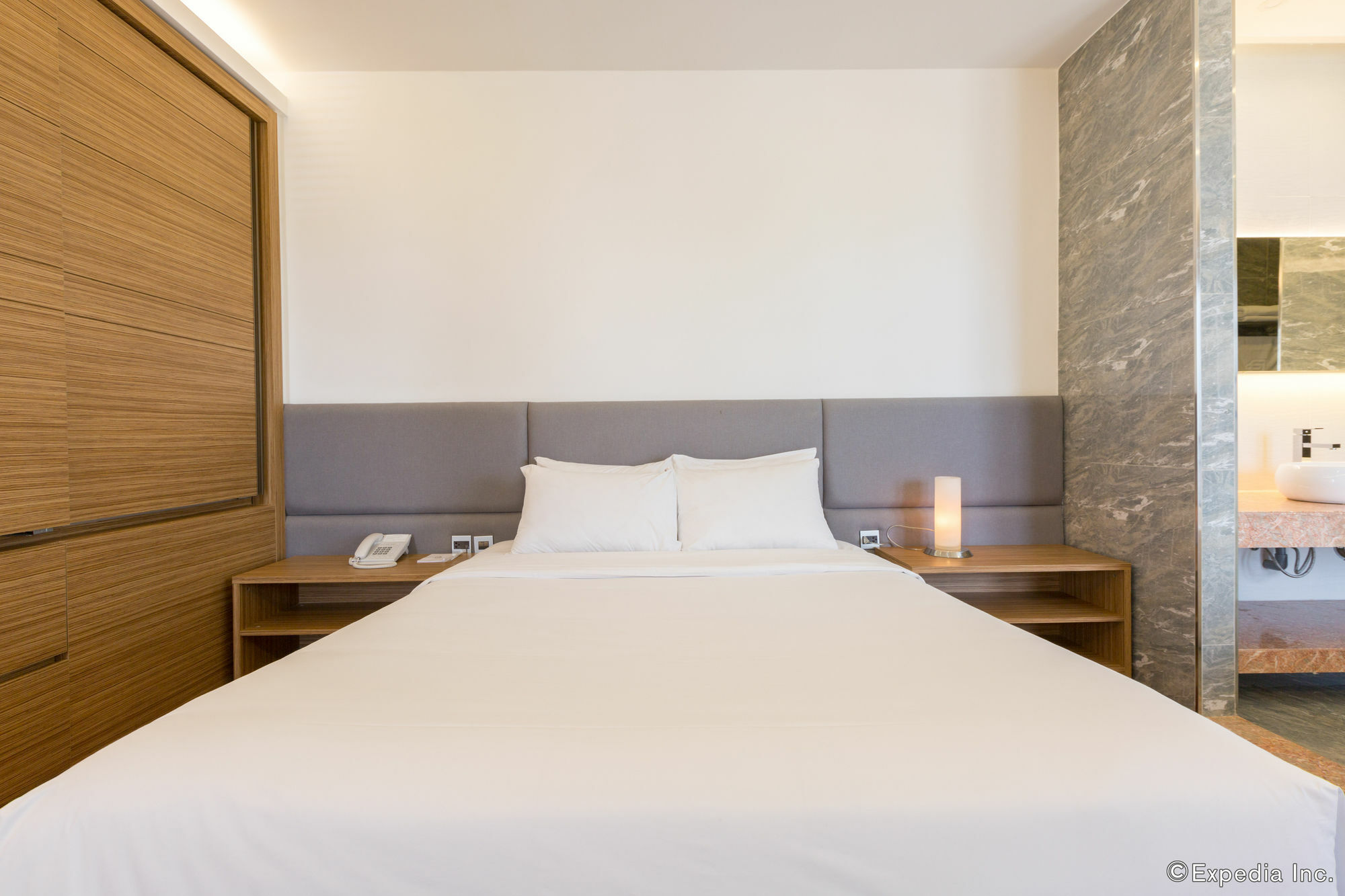 Charm Suite Residence Saigon Cidade de Ho Chi Minh Exterior foto