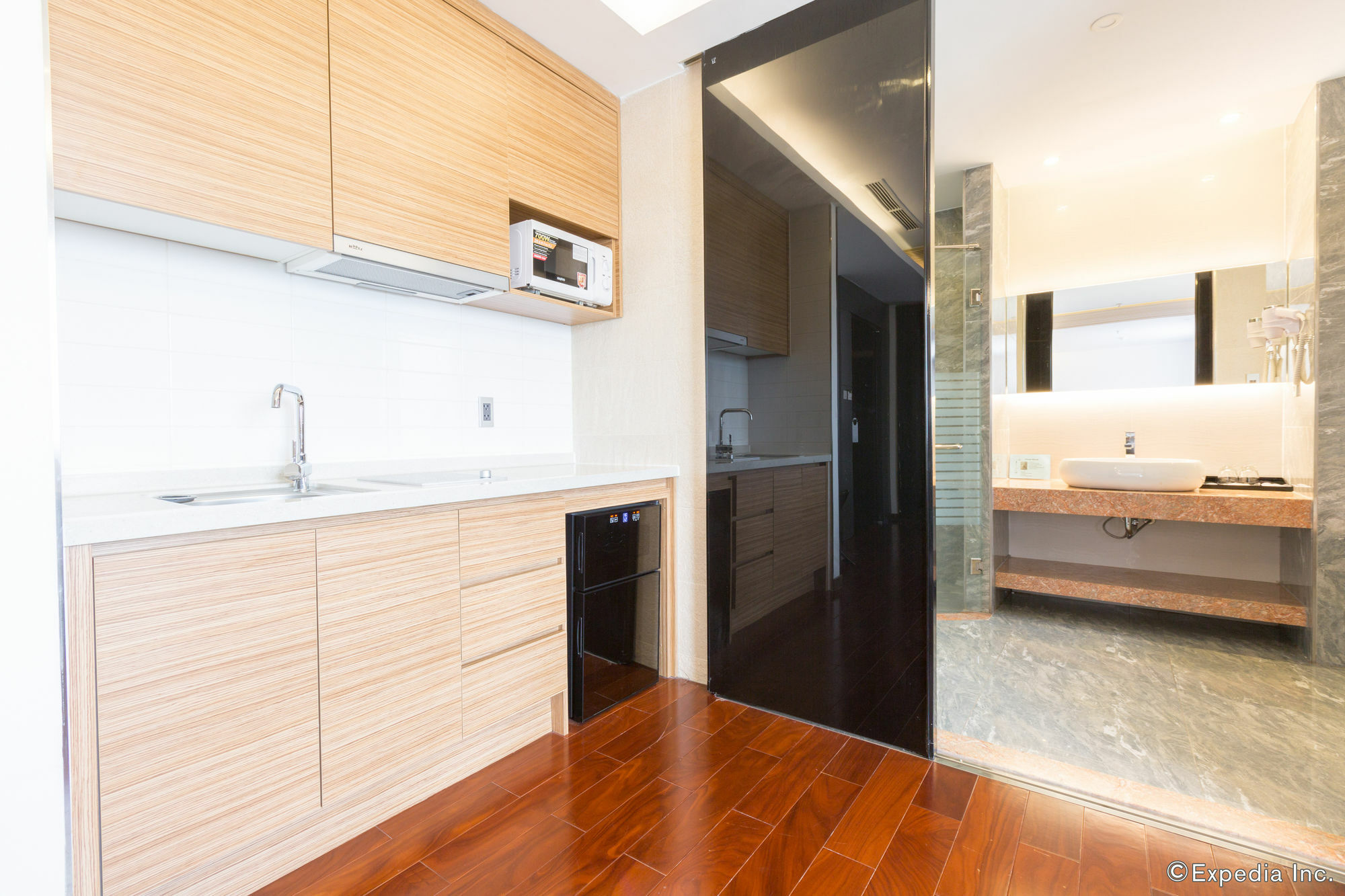 Charm Suite Residence Saigon Cidade de Ho Chi Minh Exterior foto