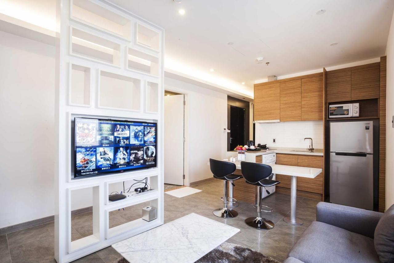 Charm Suite Residence Saigon Cidade de Ho Chi Minh Exterior foto